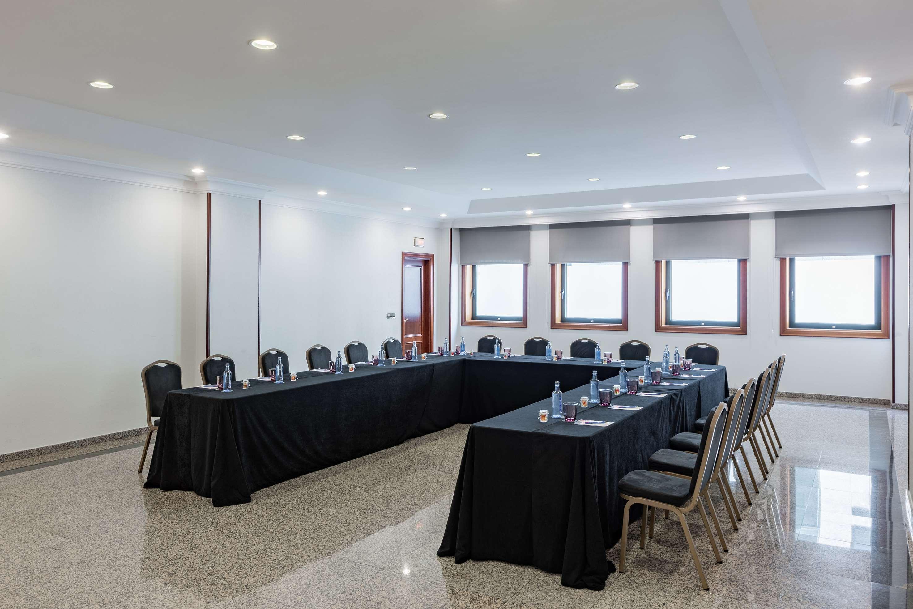 Hotel Santiago Plaza Affiliated By Melia Santiago de Compostela Exterior photo